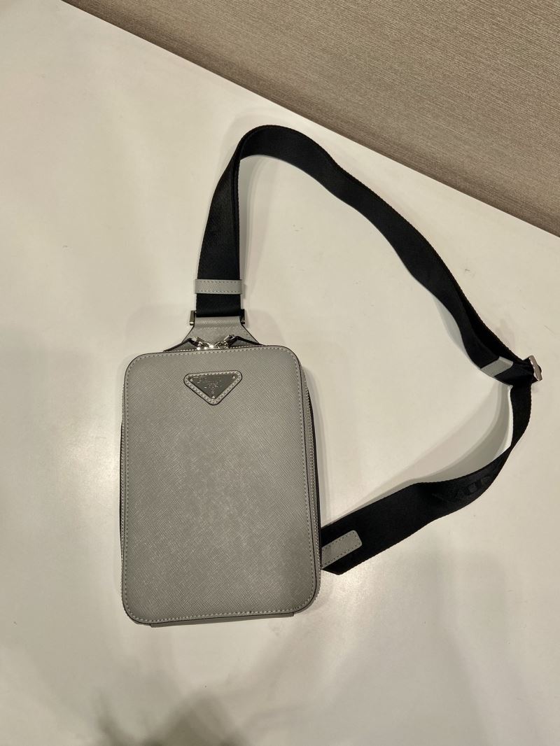 Pra*a waist chest packs